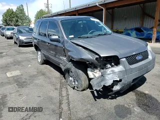 2006 Ford Escape XLT z VIN 1FMCU03186KA78489, wystawiony jako Copart lot #55412325 z przebiegiem 144 243 mil mil oraz Szkoda całkowita • Salvage title. Historia ofert i sprzedaży dostępna na DreamBid. Obrazek 14.