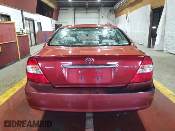 2004 Toyota Camry LE with VIN 4T1BE32K34U371044, listed as a Copart auction lot 54326875 with 307,807 mi miles and Clean Title. Bid and sale history available at carsss.com. Image 6.