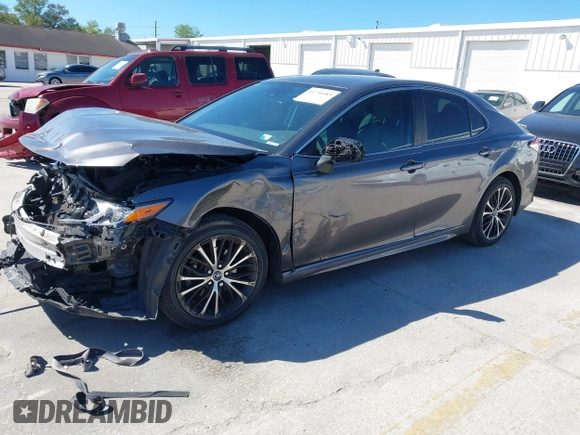 2020 Toyota Camry SE with VIN 4T1G11AK2LU927172, listed as a IAAI auction lot 41736085 with 191,512 mi miles. Bid and sale history available at carsss.com. Image 17.