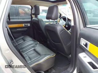 2008 Lincoln MKX with VIN 2LMDU68C58BJ11726, listed as a IAAI auction lot 42146388 with 146,293 mi miles. Bid and sale history available at carsss.com. Image 8.