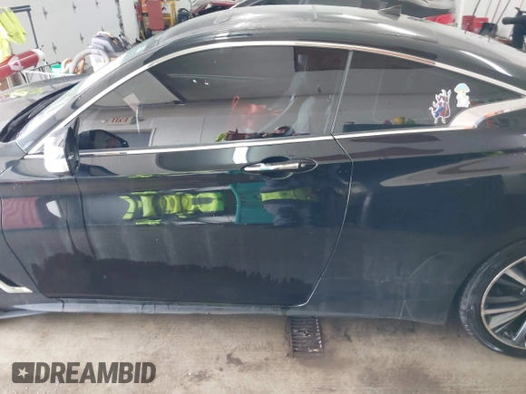 2018 Infiniti Q60 Luxe with VIN JN1EV7EK3JM340105, listed as a IAAI auction lot 41398824 with 62,722 mi miles and . Bid and sale history available at carsss.com. Image 14.