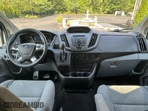 2018 Ford Transit Passenger XL z VIN 1FBZX2ZM4JKA99811, wystawiony jako Copart lot #64906155 z przebiegiem 172 355 mil mil oraz Czysty tytuł • Clean title. Historia ofert i sprzedaży dostępna na DreamBid. Obrazek 11.
