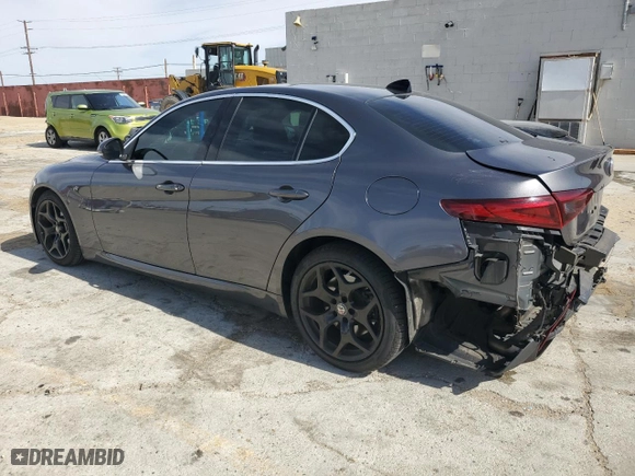 2019 Alfa Romeo Giulia with VIN ZARFAMAN2K7621300, listed as a Copart auction lot 45688115 with 77,888 mi miles and Salvage Title. Bid and sale history available at carsss.com. Image 2.