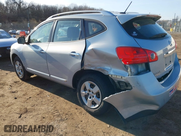 2015 Nissan Rogue S with VIN JN8AS5MVXFW261910, listed as a IAAI auction lot 41769475 with 160,783 mi miles and . Bid and sale history available at DreamBid. Image 3.