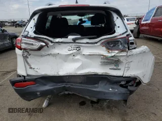 2017 Jeep Cherokee Latitude with VIN 1C4PJMCB6HD234261, listed as a Copart auction lot 51117525 with 92,176 mi miles and Salvage Title. Bid and sale history available at carsss.com. Image 6.