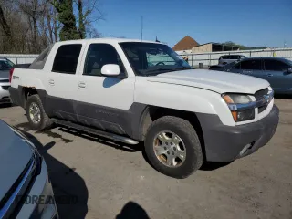 2004 Chevrolet Avalanche z VIN 3GNEC12TX4G127888, wystawiony jako Copart lot #50633515 z przebiegiem 221 209 mil mil oraz Szkoda całkowita • Salvage title. Historia ofert i sprzedaży dostępna na DreamBid. Obrazek 4.