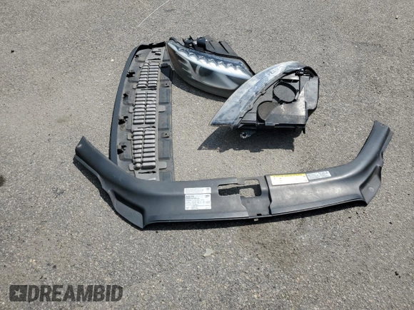 2014 Audi Q7 Premium Plus с VIN WA1LGAFE6ED000953, выставлен на аукционе Copart как лот 62193535 с пробегом 111 301 миль миль и Списание • Salvage title. История ставок и продаж доступна на DreamBid. Изображение 13.
