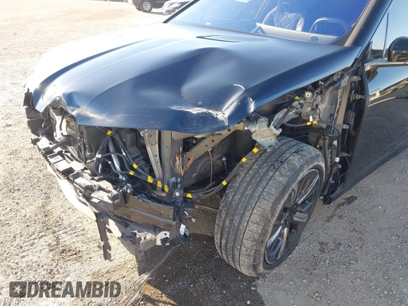 2022 BMW iX xDrive50 z VIN WB523CF07NCJ80006, wystawiony jako IAAI lot #41631767 z przebiegiem 28 311 mil mil oraz . Historia ofert i sprzedaży dostępna na DreamBid. Obrazek 6.