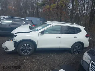 2019 Nissan Rogue SL with VIN 5N1AT2MT8KC817404, listed as a IAAI auction lot 41735617 with 50,940 mi miles. Bid and sale history available at carsss.com. Image 14.