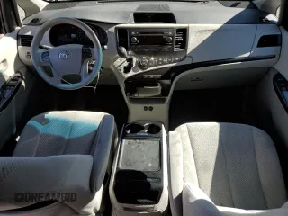 2014 Toyota Sienna LE with VIN 5TDJK3DC7ES081393, listed as a Copart auction lot 46713665 with 184,986 mi miles and Clean Title. Bid and sale history available at DreamBid. Image 8.