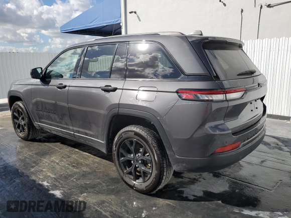 2024 Jeep Grand Cherokee Altitude with VIN 1C4RJGAGXR8546568, listed as a Copart auction lot 44818505 with 24,172 mi miles and Clean title. Bid and sale history available at DreamBid. Image 2.