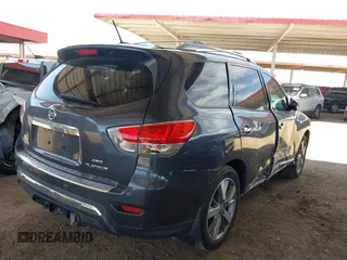 2014 Nissan Pathfinder S with VIN 5N1AR2MM1EC615158, listed as a IAAI auction lot 42403729 with 126,680 mi miles and . Bid and sale history available at DreamBid. Image 4.