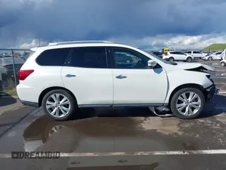 2019 Nissan Pathfinder SV z VIN 5N1DR2MN8KC580359, wystawiony jako IAAI lot #41767664 z przebiegiem 66 248 mil mil oraz . Historia ofert i sprzedaży dostępna na DreamBid. Obrazek 13.