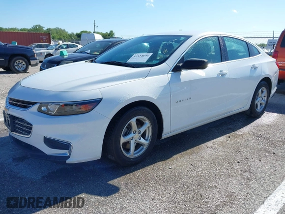 2016 Chevrolet Malibu LS z VIN 1G1ZB5ST5GF243762, wystawiony jako IAAI lot #42322879 z przebiegiem 172 926 mil mil oraz . Historia ofert i sprzedaży dostępna na DreamBid. Obrazek 2.