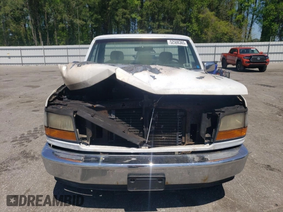 1993 Ford F-150 с VIN 1FTEF15N2PLA67349, выставлен на аукционе Copart как лот 52508365 с пробегом Не указан миль и Списание • Salvage title. История ставок и продаж доступна на DreamBid. Изображение 5.