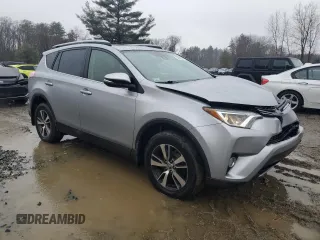 2018 Toyota RAV4 XLE with VIN JTMRFREV2JJ221139, listed as a Copart auction lot 50229375 with 175,597 mi miles and Salvage Title. Bid and sale history available at DreamBid. Image 4.
