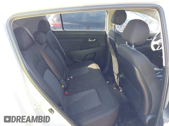 2016 Kia Sportage LX with VIN KNDPB3AC4G7812616, listed as a IAAI auction lot 42118087 with 179,500 mi miles. Bid and sale history available at carsss.com. Image 8.