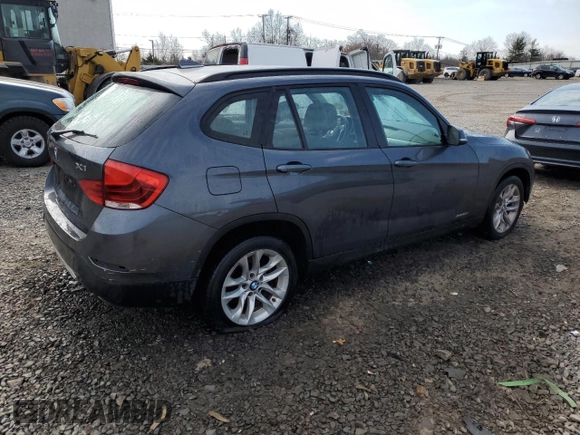 2015 BMW X1 xDrive28i with VIN WBAVL1C5XFVY31265, listed as a Copart auction lot 47543025 with 124,986 mi miles and Salvage Title. Bid and sale history available at carsss.com. Image 3.