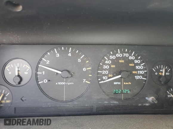1996 Jeep Grand Cherokee Laredo z VIN 1J4GZ58S8TC222435, wystawiony jako Copart lot #62347665 z przebiegiem 202 125 mil mil oraz Czysty tytuł • Clean title. Historia ofert i sprzedaży dostępna na DreamBid. Obrazek 9.