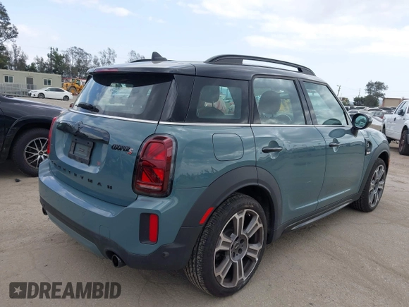 2024 MINI Countryman Cooper S with VIN WMZ53BR06R3S30777, listed as a IAAI auction lot 41903400 with 8,300 mi miles and . Bid and sale history available at DreamBid. Image 4.