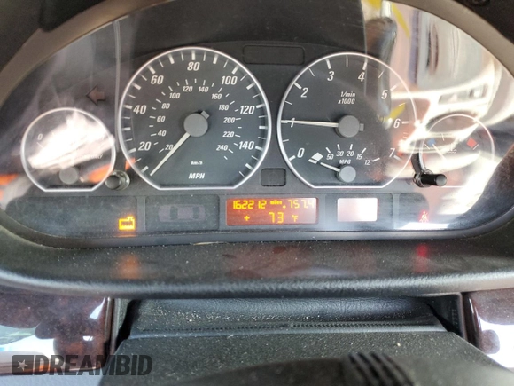 2004 BMW 3 Series 330Ci with VIN WBABW53444PL47375, listed as a Copart auction lot 62426555 with 162,212 mi miles and Salvage title. Bid and sale history available at DreamBid. Image 9.