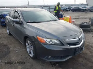 2013 Acura ILX Premium Pkg with VIN 19VDE1F54DE003047, listed as a IAAI auction lot 41485734 with 149,565 mi miles. Bid and sale history available at carsss.com. Image 1.