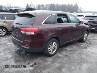 2016 Kia Sorento LX with VIN 5XYPGDA32GG128755, listed as a IAAI auction lot 41025327 with 166,424 mi miles. Bid and sale history available at carsss.com. Image 4.