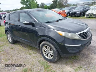 2011 Kia Sportage LX with VIN KNDPBCA27B7081079, listed as a IAAI auction lot 42692993 with 517,338 mi miles and . Bid and sale history available at DreamBid. Image 1.