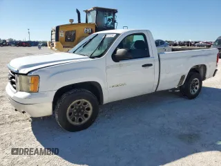 2009 GMC Sierra 1500 Work Truck z VIN 1GTEC14C39Z900813, wystawiony jako Copart lot #82673734 z przebiegiem Nie podano mil oraz Szkoda całkowita • Salvage title. Historia ofert i sprzedaży dostępna na DreamBid. Obrazek 1.