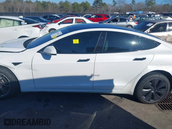 2021 Tesla Model S Long Range with VIN 5YJSA1E56MF453711, listed as a IAAI auction lot 41467603 with 115,634 mi miles and . Bid and sale history available at DreamBid. Image 14.