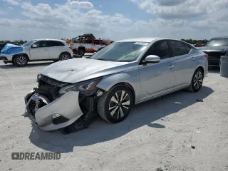 2022 Nissan Altima SV z VIN 1N4BL4DV7NN327444, wystawiony jako Copart lot #50975005 z przebiegiem 66 182 mil mil oraz Nie do naprawy • Non repairable. Historia ofert i sprzedaży dostępna na DreamBid. Obrazek 1.