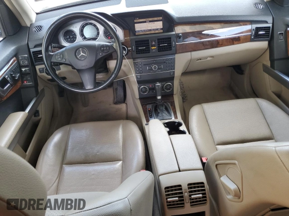 2012 Mercedes-Benz GLK 350 with VIN WDCGG8HB5CF772195, listed as a Copart auction lot 68987184 with 137,441 mi miles and Salvage Title. Bid and sale history available at DreamBid. Image 8.