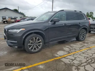 2016 Volvo XC90 T6 Momentum z VIN YV4A22PK0G1044986, wystawiony jako Copart lot #61683915 z przebiegiem 158 325 mil mil oraz Czysty tytuł • Clean title. Historia ofert i sprzedaży dostępna na DreamBid. Obrazek 1.
