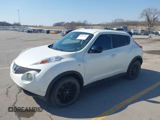 2014 Nissan Juke SL with VIN JN8AF5MV3ET358838, listed as a IAAI auction lot 41904916 with 86,273 mi miles. Bid and sale history available at carsss.com. Image 2.