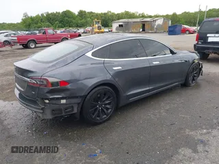 2016 Tesla Model S 70 с VIN 5YJSA1E17GF174544, выставлен на аукционе IAAI как лот 42221358 с пробегом 114 354 миль миль и . История ставок и продаж доступна на DreamBid. Изображение 4.