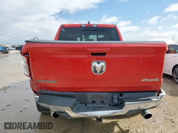 2021 Ram 1500 Big Horn z VIN 1C6SRFFT5MN626369, wystawiony jako Copart lot #54069895 z przebiegiem 74 552 mil mil oraz Szkoda całkowita • Salvage title. Historia ofert i sprzedaży dostępna na DreamBid. Obrazek 6.