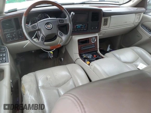 2005 Cadillac Escalade EXT z VIN 3GYEK62N45G133207, wystawiony jako Copart lot #54935685 z przebiegiem 131 962 mil mil oraz Szkoda całkowita • Salvage title. Historia ofert i sprzedaży dostępna na DreamBid. Obrazek 8.