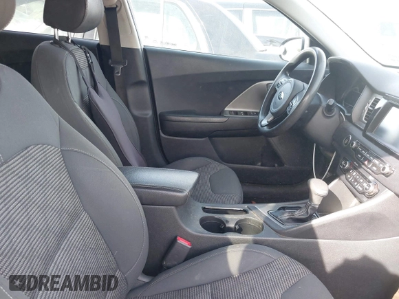 2017 Kia Niro FE with VIN KNDCB3LC1H5089168, listed as a IAAI auction lot 41574413 with 102,844 mi miles. Bid and sale history available at carsss.com. Image 5.