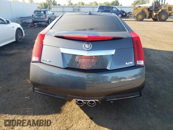 2013 Cadillac CTS-V z VIN 1G6DV1EP4D0125803, wystawiony jako Copart lot #70566514 z przebiegiem 95 769 mil mil oraz Szkody całkowita. Historia ofert i sprzedaży dostępna na DreamBid. Obrazek 6.
