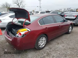 2012 Nissan Altima S z VIN 1N4AL2AP1CN531451, wystawiony jako IAAI lot #40801095 z przebiegiem 200 043 mil mil oraz . Historia ofert i sprzedaży dostępna na DreamBid. Obrazek 4.