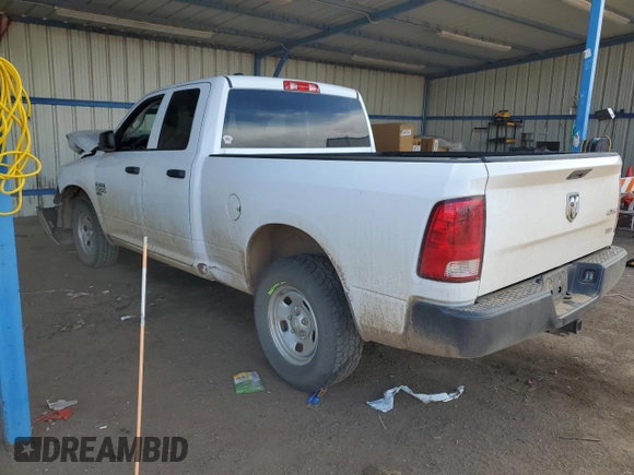 2019 Ram 1500 Tradesman z VIN 1C6RR7FG2KS667998, wystawiony jako Copart lot #52797085 z przebiegiem 69 821 mil mil oraz Szkoda całkowita • Salvage title. Historia ofert i sprzedaży dostępna na DreamBid. Obrazek 2.
