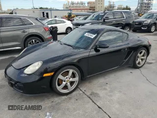 2007 Porsche 718 Cayman z VIN WP0AA29867U760717, wystawiony jako Copart lot #73362464 z przebiegiem 109 635 mil mil oraz Szkoda całkowita • Salvage title. Historia ofert i sprzedaży dostępna na DreamBid. Obrazek 1.