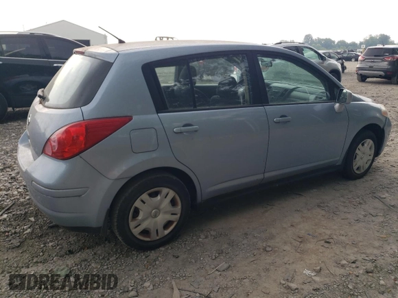 2011 Nissan Versa S с VIN 3N1BC1CP3BL506025, выставлен на аукционе Copart как лот 61054485 с пробегом 206 027 миль миль и Чистый • Clean title. История ставок и продаж доступна на DreamBid. Изображение 3.
