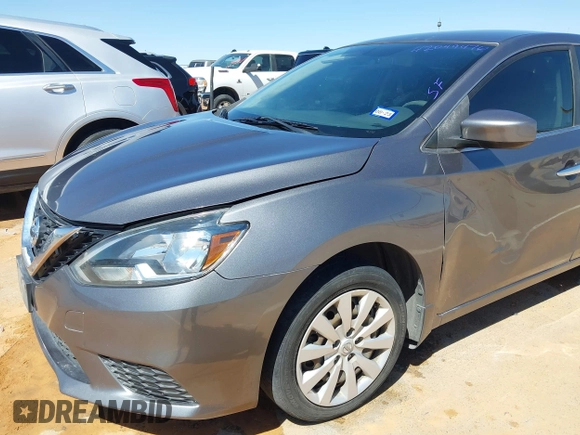 2017 Nissan Sentra SR z VIN 3N1AB7APXHY332390, wystawiony jako IAAI lot #42049476 z przebiegiem 87 483 mil mil oraz . Historia ofert i sprzedaży dostępna na DreamBid. Obrazek 6.