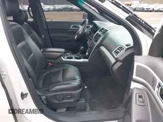 2013 Ford Explorer XLT with VIN 1FM5K8D86DGA00608, listed as a IAAI auction lot 41908245 with 201,981 mi miles and . Bid and sale history available at DreamBid. Image 5.