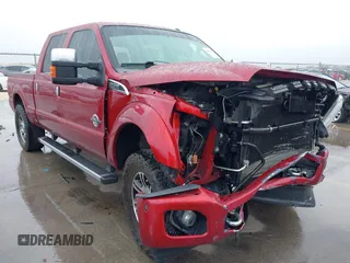 2016 Ford F-250 Lariat z VIN 1FT7W2BT9GEA81089, wystawiony jako IAAI lot #41888648 z przebiegiem 102 491 mil mil oraz . Historia ofert i sprzedaży dostępna na DreamBid. Obrazek 1.