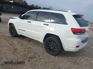 2019 Jeep Grand Cherokee Altitude with VIN 1C4RJEAG3KC572713, listed as a IAAI auction lot 41348420 with 133,735 mi miles and . Bid and sale history available at DreamBid. Image 3.