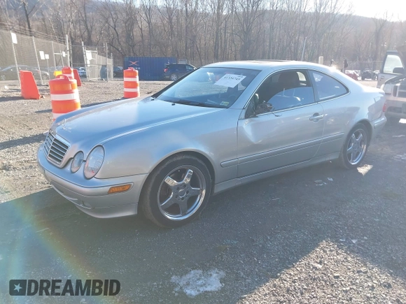 2000 Mercedes-Benz CLK 320/430 with VIN WDBLJ65G6YF114384, listed as a IAAI auction lot 41334745 with 131,461 mi miles and . Bid and sale history available at DreamBid. Image 2.