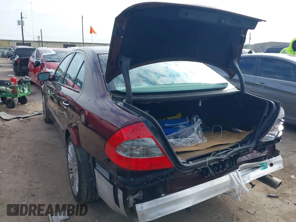 2008 Mercedes-Benz E 350 Luxury z VIN WDBUF87X78B309898, wystawiony jako IAAI lot #41238056 z przebiegiem 29 479 mil mil oraz . Historia ofert i sprzedaży dostępna na DreamBid. Obrazek 3.