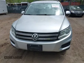 2016 Volkswagen Tiguan S with VIN WVGBV7AX1GW523335, listed as a IAAI auction lot 42091690 with 165,495 mi miles and . Bid and sale history available at DreamBid. Image 6.